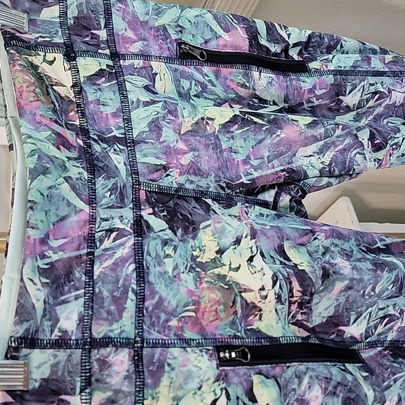 🆕️ Lululemon Inspire Tight II *Full-On Luxtreme (Mesh) - Picture 3 of 10